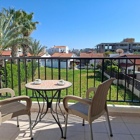 Apartment In Kato Pafos & 10 Min To Venus Beach Kültér fotó