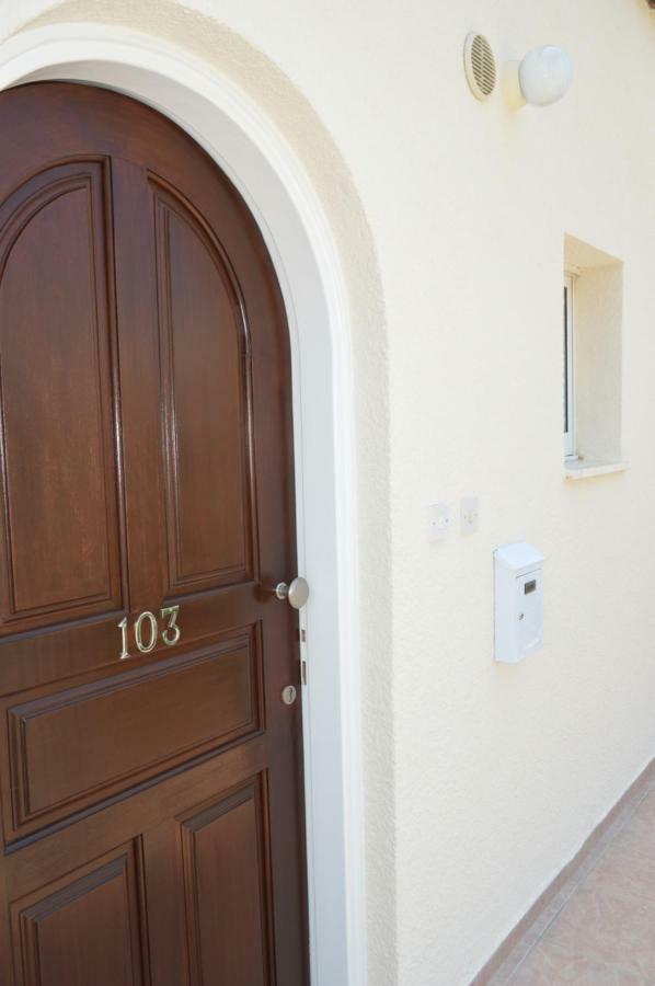 Apartment In Kato Pafos & 10 Min To Venus Beach Kültér fotó