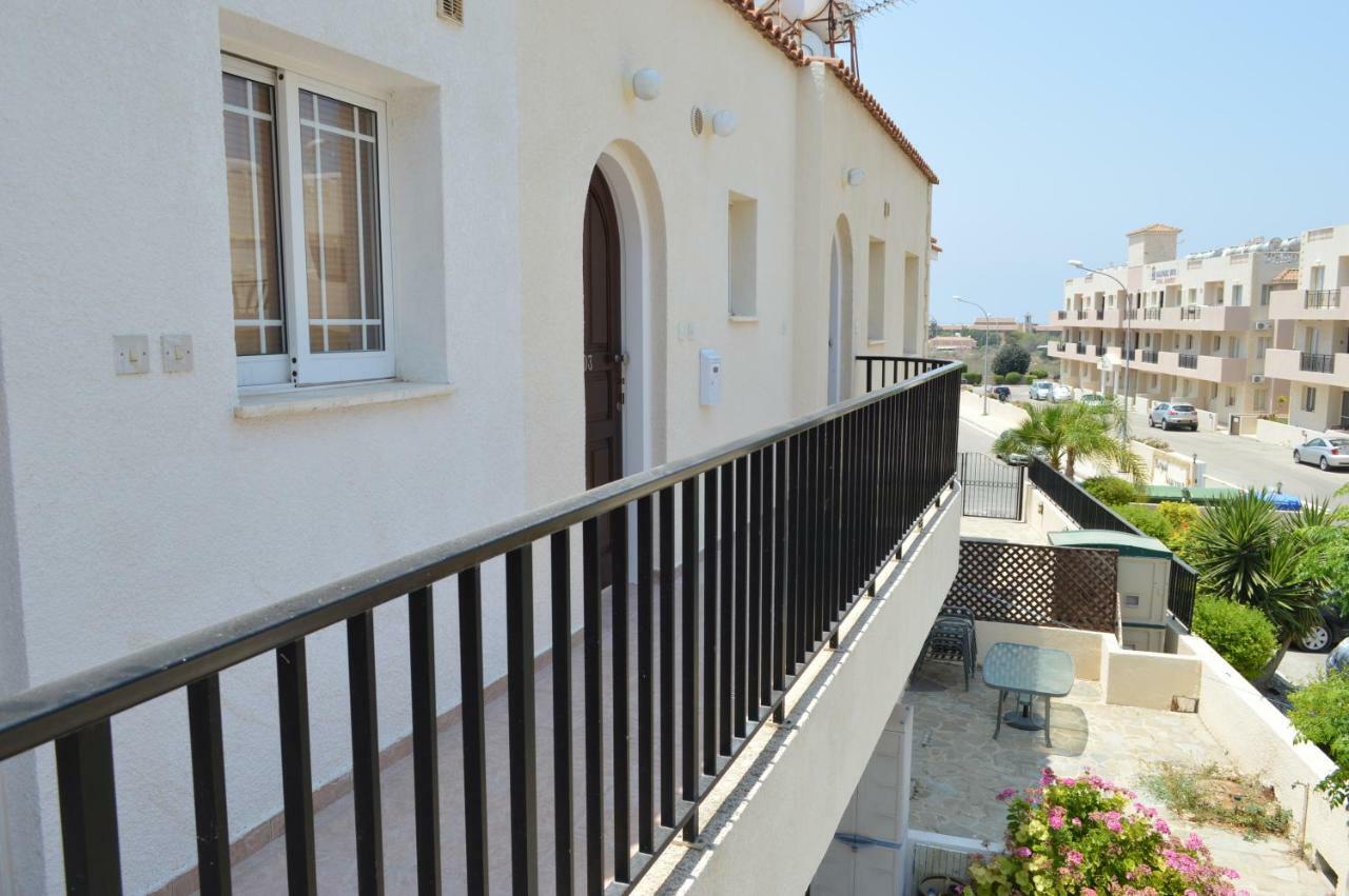 Apartment In Kato Pafos & 10 Min To Venus Beach Kültér fotó